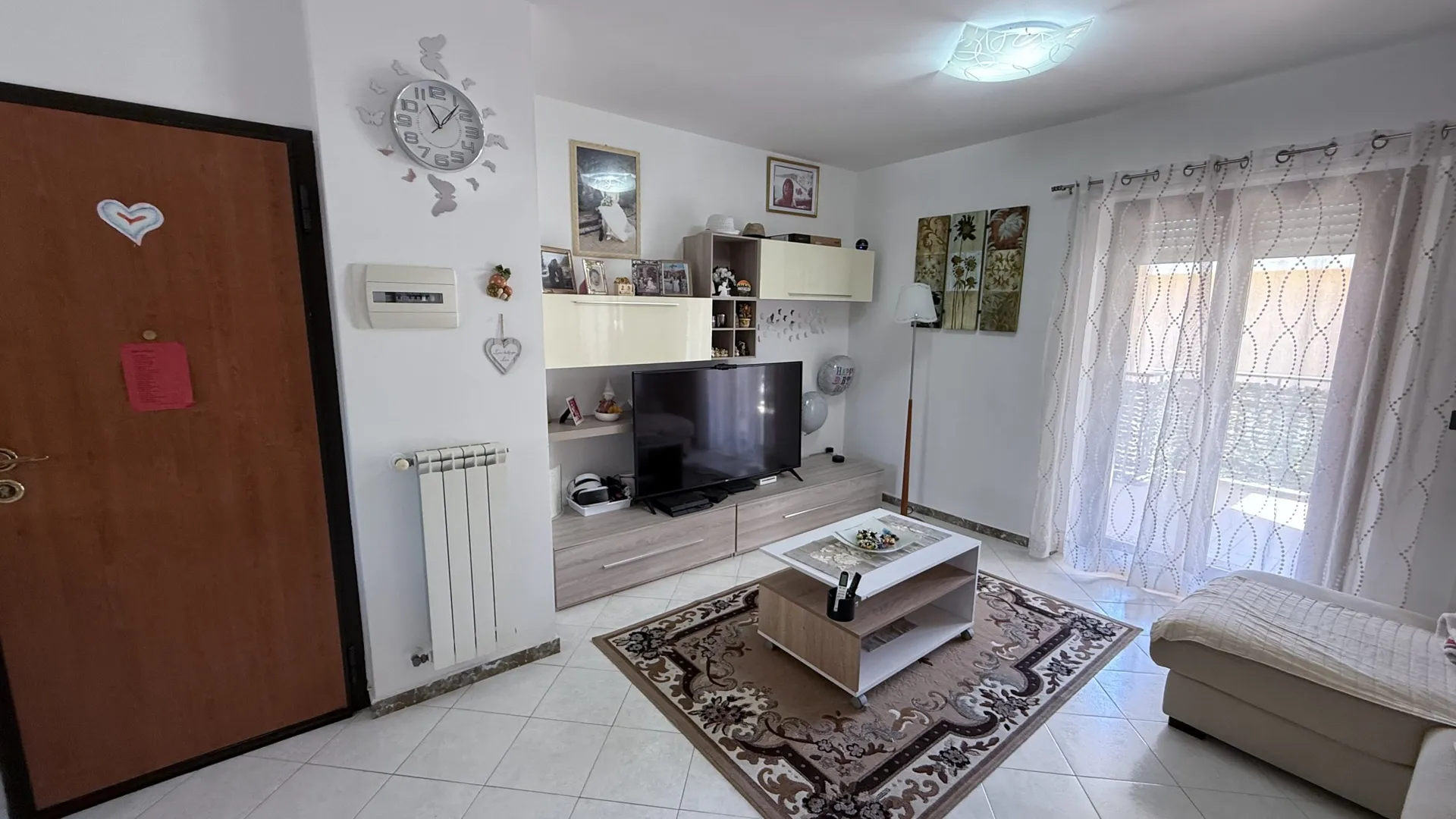 Luminoso appartamento duplex al primo e secondo piano di una palazzina realizzata recentemente in zona residenziale e ottimamente servita.