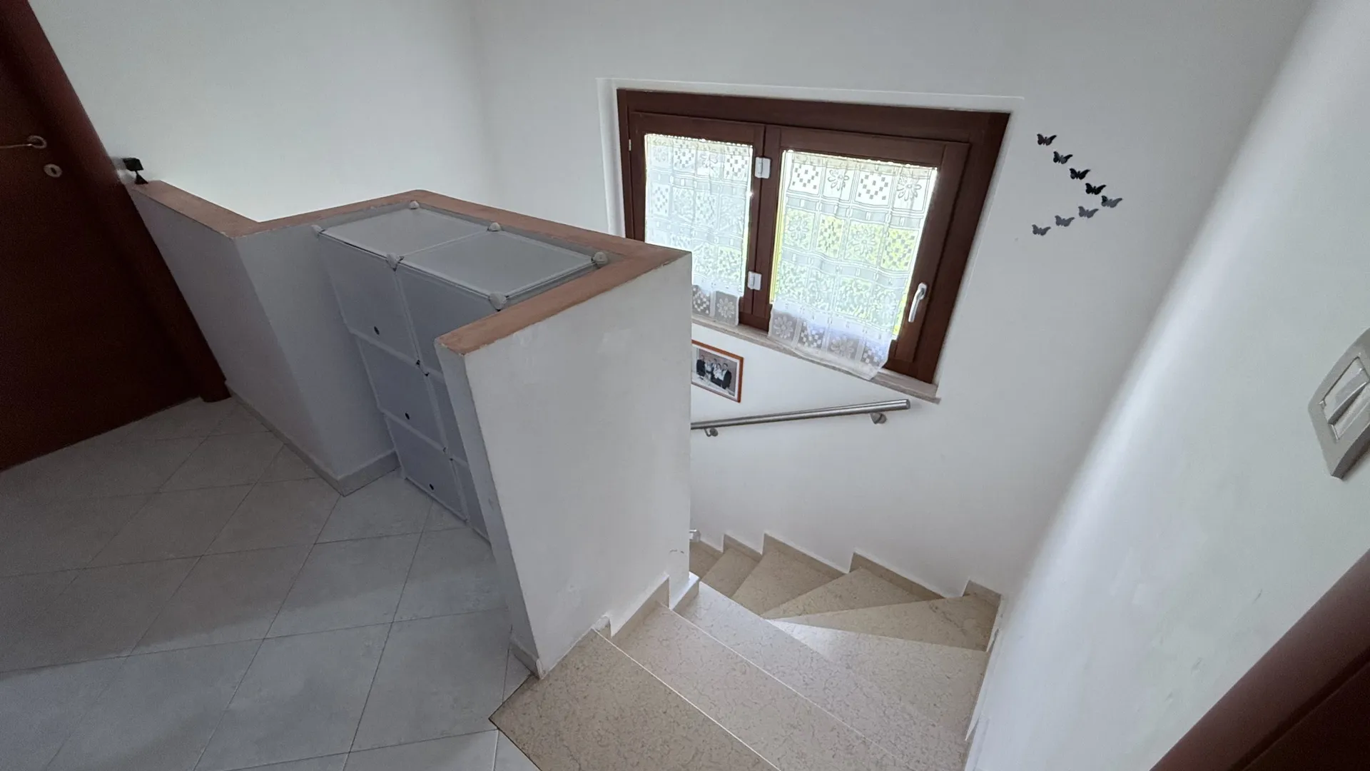 Luminoso appartamento duplex al primo e secondo piano di una palazzina realizzata recentemente in zona residenziale e ottimamente servita.