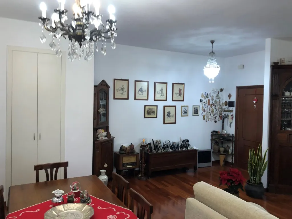 Appartamento zona centrale servita